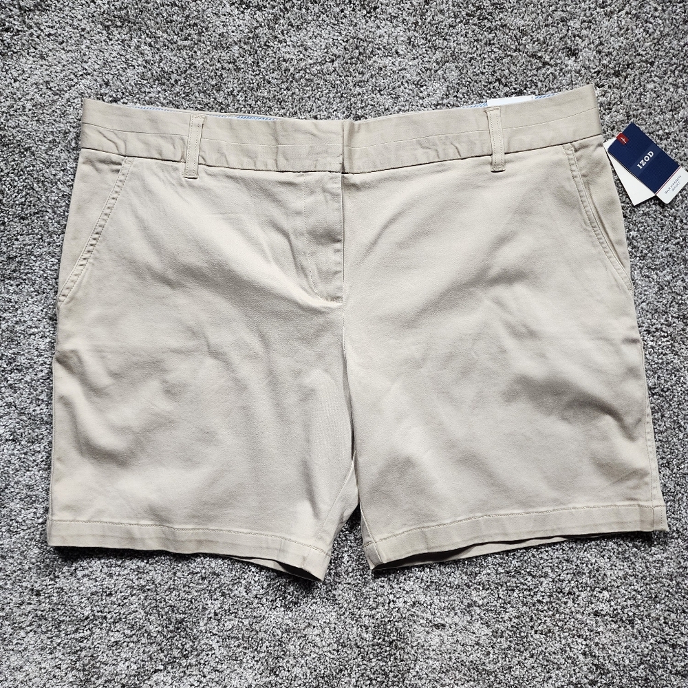 IZOD Khaki Bar Harbor Shorts Size 18 - Picture 2 of 12